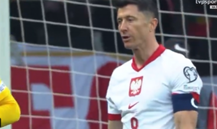 ZŁY Robert Lewandowski wykrzyczał... xD [VIDEO]